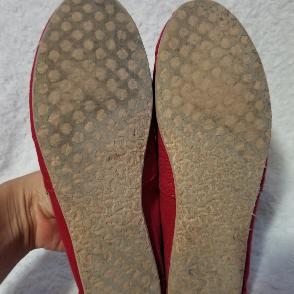SOLD TOMS Classic Canvas Slip On-Womens - Picture 4 of 4